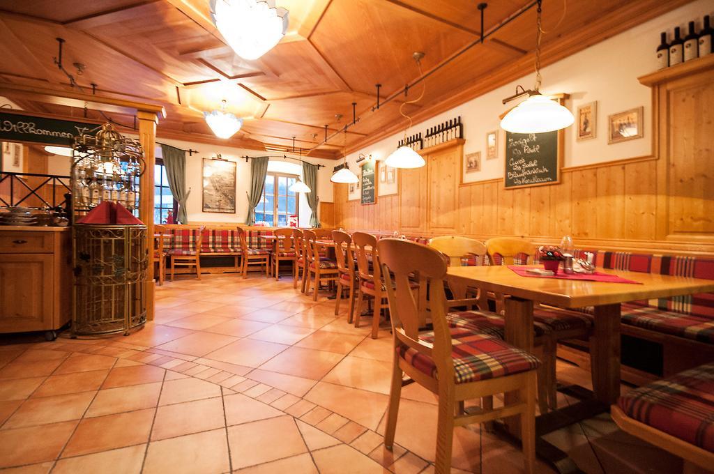 אשאך אן דר דונאו Hotel Gasthof Sonne מראה חיצוני תמונה
